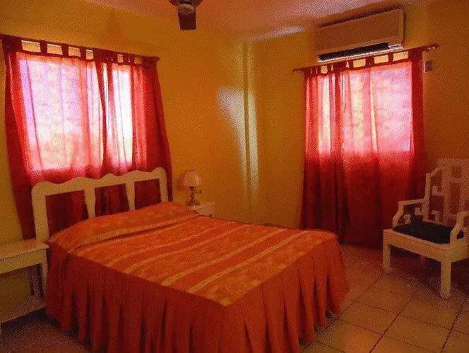 Esmeralda Santo Domingo Hotel