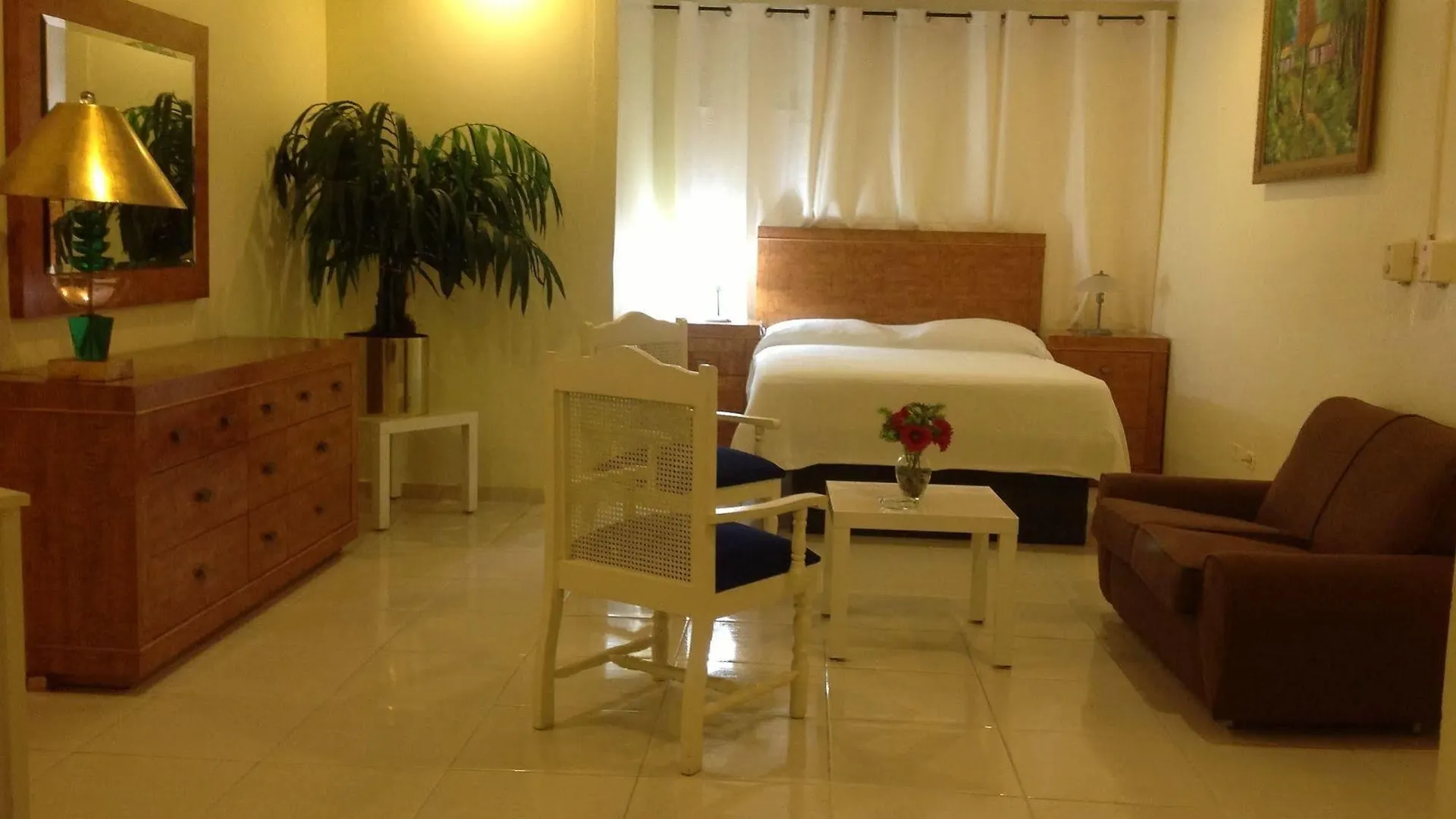 Hotel Esmeralda Santo Domingo